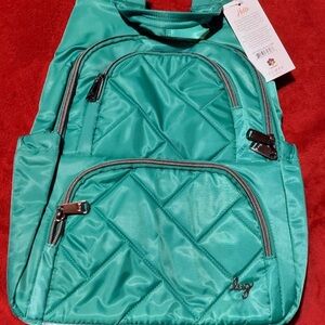 Lug Hatchback Backpack SE in Kelly green NWT